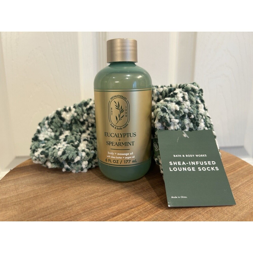 Bath & Body Works Aromatherapy Eucalyptus Spearmint Massage Oil Fuzzy Socks New
